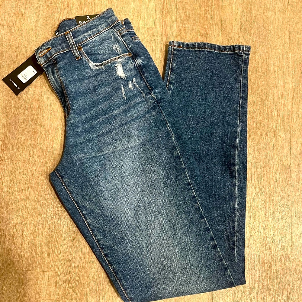 Relaxed Fit Fashion Nova Jeans